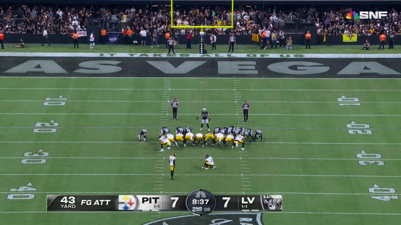 Pittsburgh Steelers kicker Chris Boswell's 43-yard field goal puts