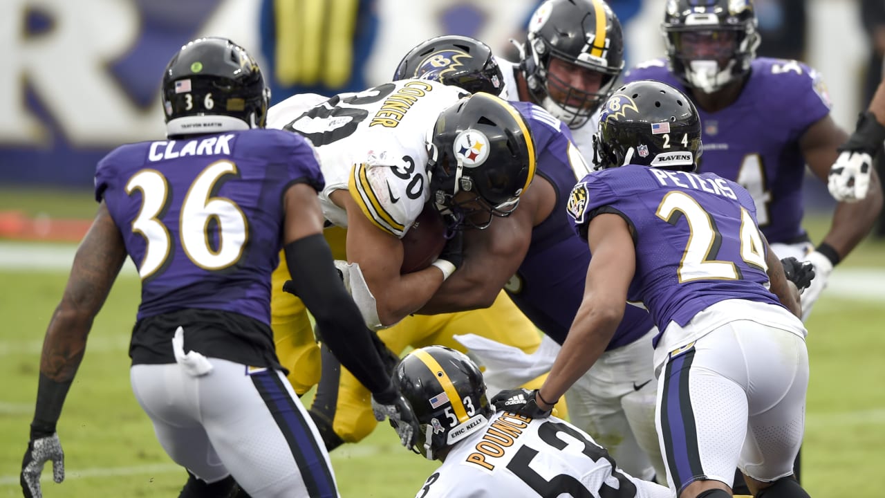 Pittsburgh Steelers running back James Conner bruises Ravens on strong TD