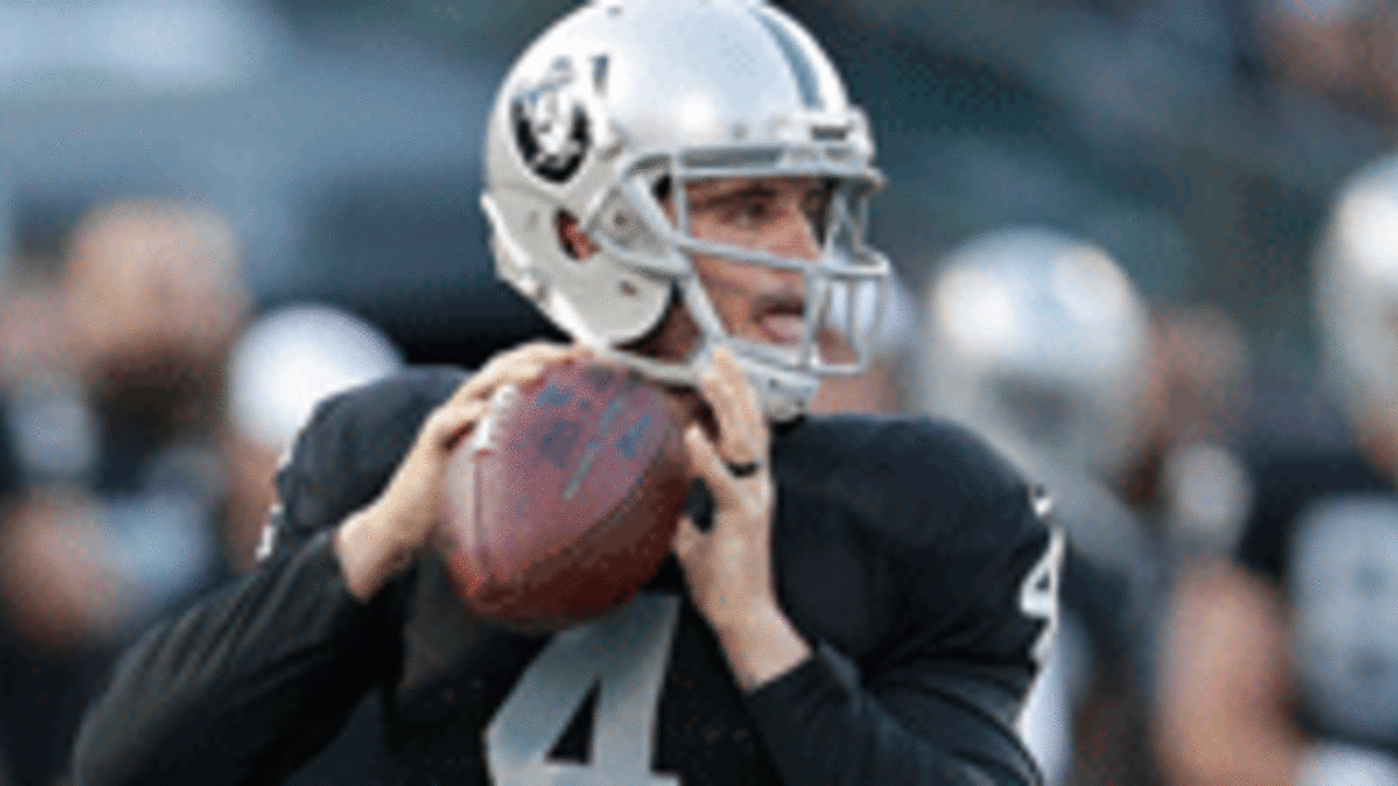 derek-carr-spot_140903.jpg
