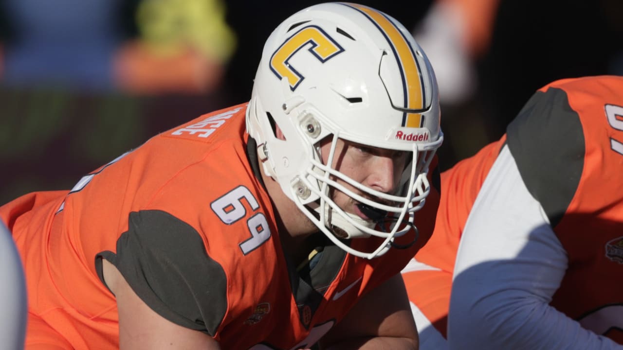 New England Patriots pick Chattanooga's Cole Strange in 2022 NFL Draft