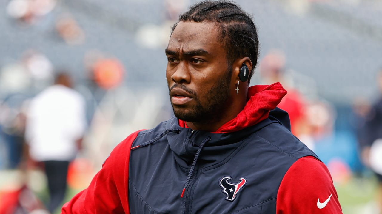 Sources: Texans wide receiver Brandin Cooks won't play against Eagles