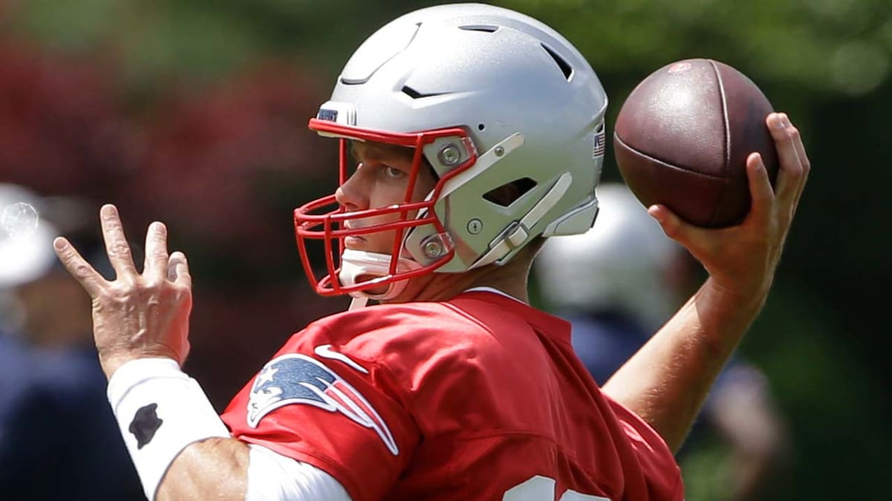 New England Patriots' Julian Edelman dares haters to 'bet against us' 