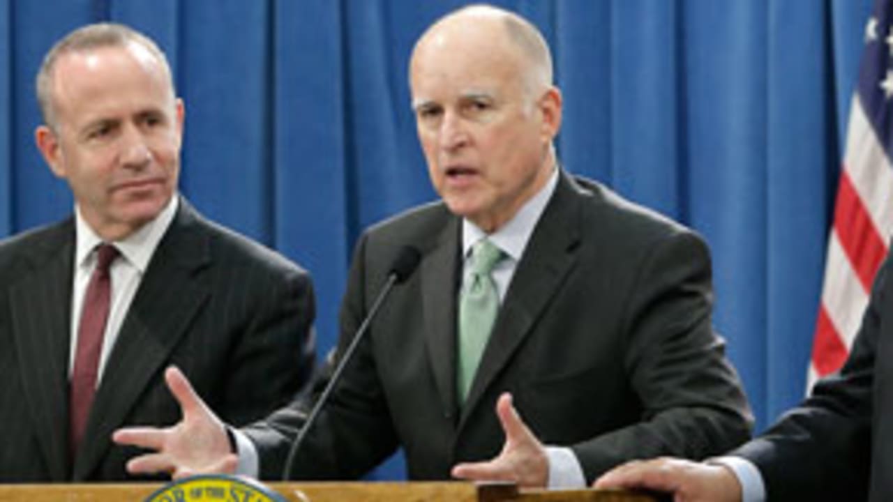 Jerry-Brown-131009-IA.jpg