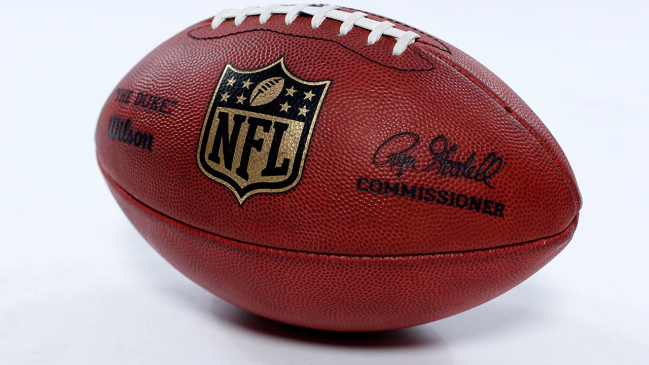 NFL-football-160414-SL.jpg