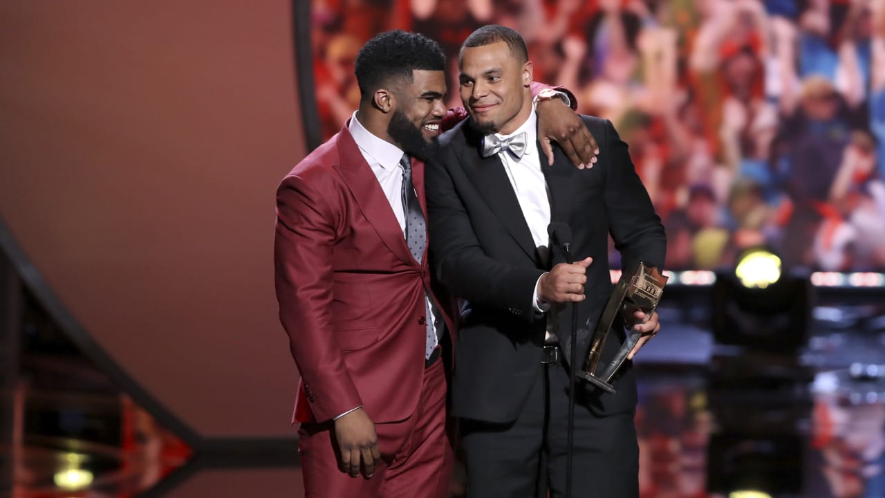 Best Moments NFL Honors Red Carpet and Show throughout the years