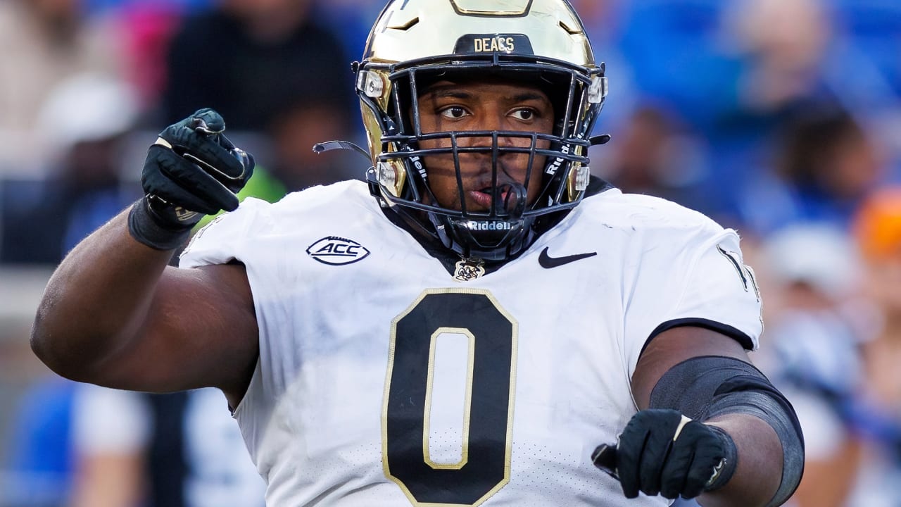 2023 NFL Draft: Defensive lineman Kobie Turner, Wake Forest, Round 3, Pick  89