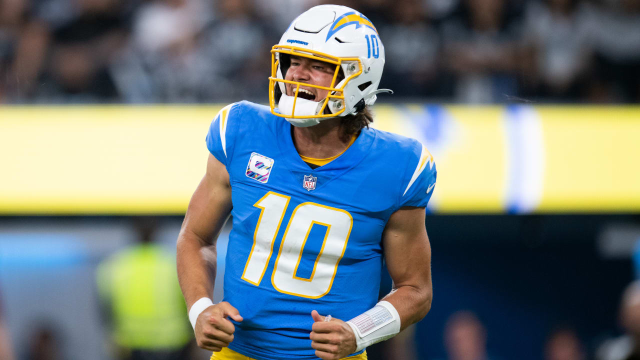 Los Angeles Chargers quarterback Justin Herbert floats key fourth-down ...