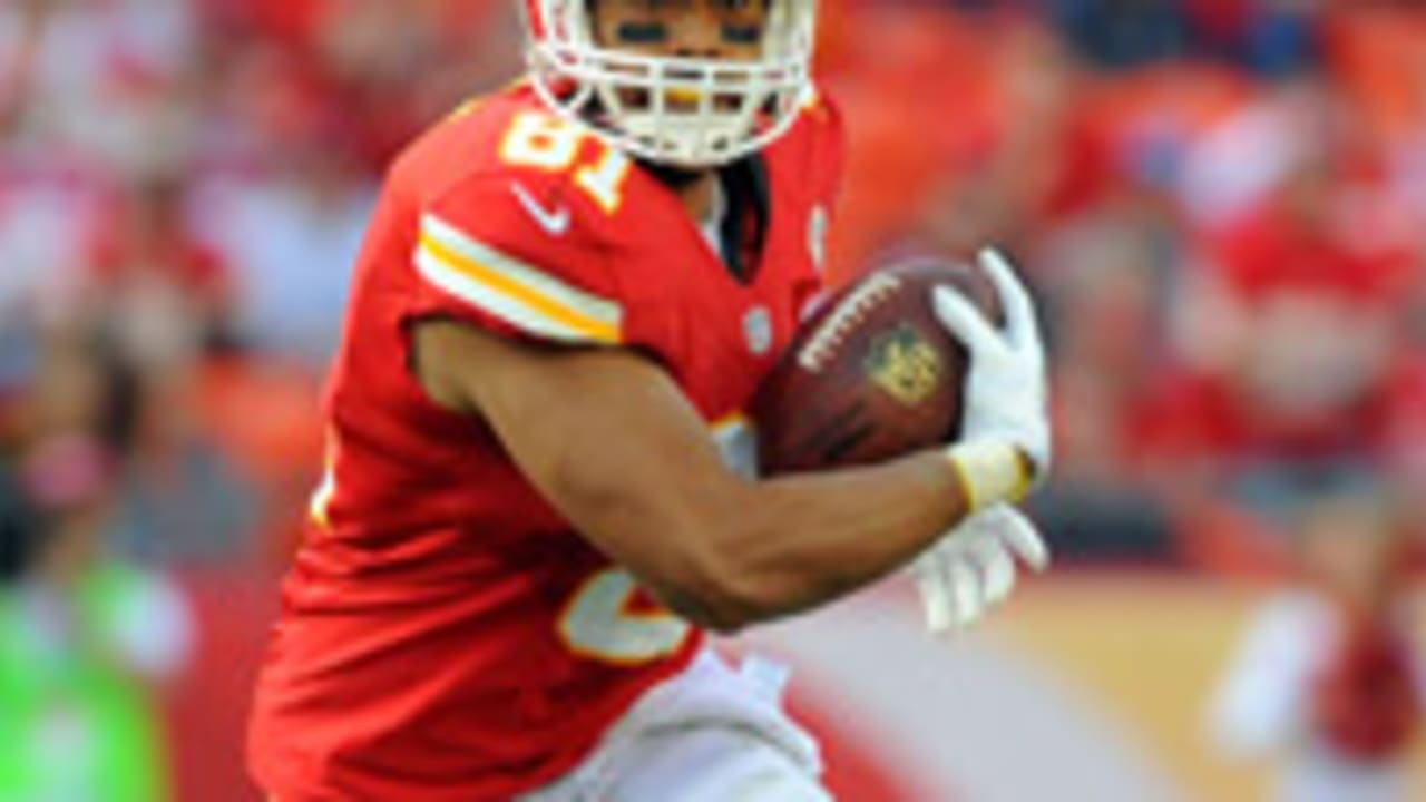 Chiefs release Tony Moeaki from injured reserve - NBC Sports