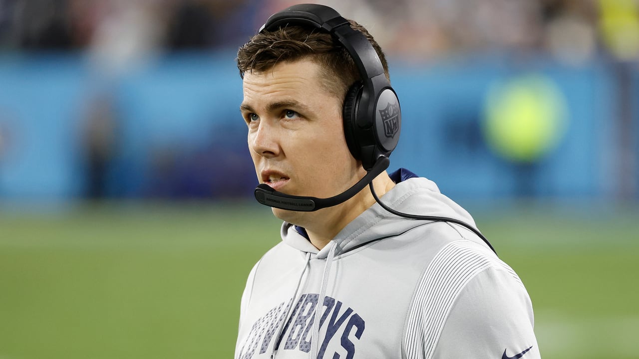 Carolina Panthers request to interview Cowboys OC Kellen Moore