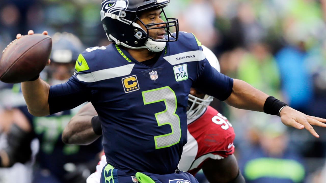 Seattle Seahawks' Russell Wilson makes adjustment, then shreds