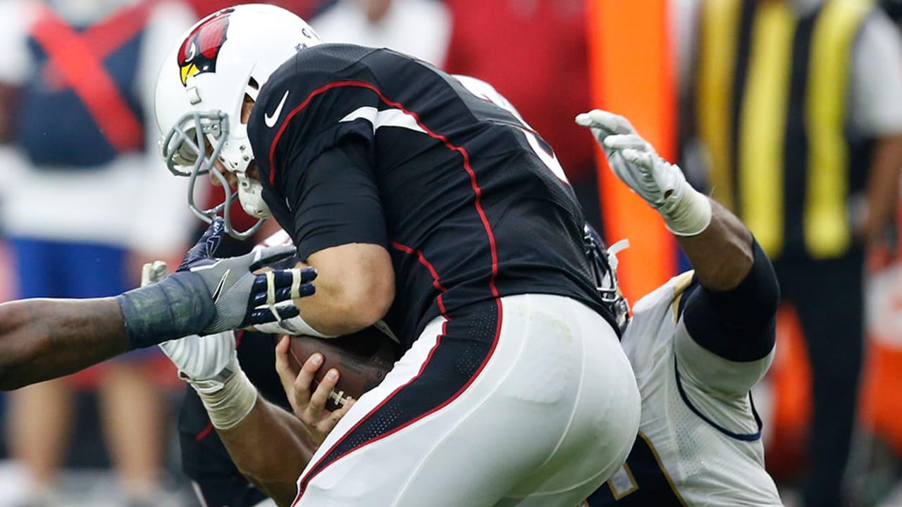 Carson-Palmer-sack-161002-sl.jpg