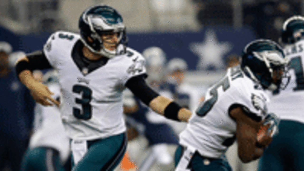 eagles-offense-spot_141204.jpg