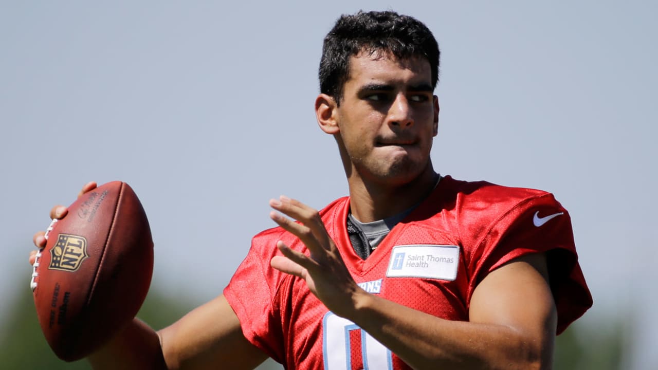 marcus-mariota-spot_150801.jpg