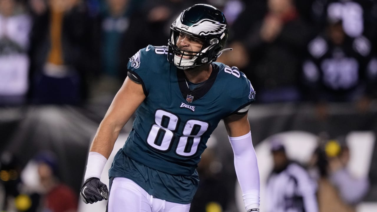 Philadelphia Eagles TE Dallas Goedert Recalls Injury vs