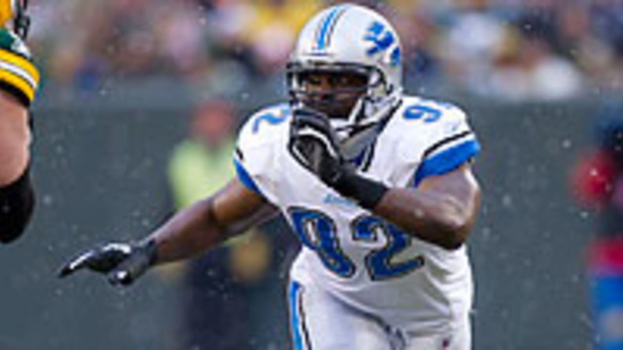 Cliff-Avril-121130-Spot.jpg