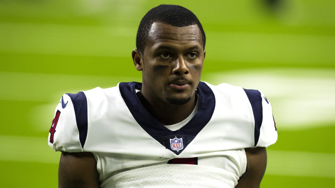 Ian Rapoport: Deshaun Watson Officially Requests Trade From Houston Texans