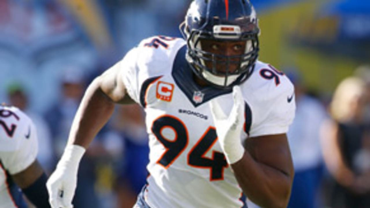 DeMarcus Ware-141226-evo.jpg