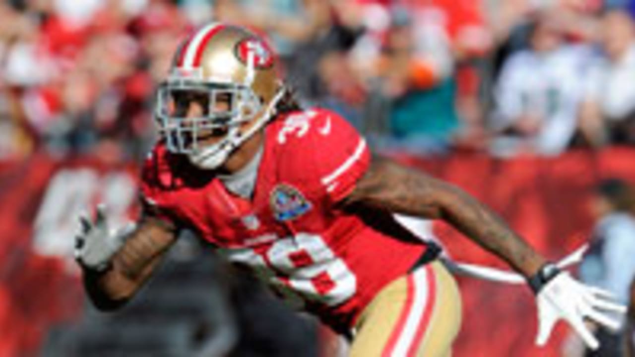 dashon-goldson-130227-spot.jpg