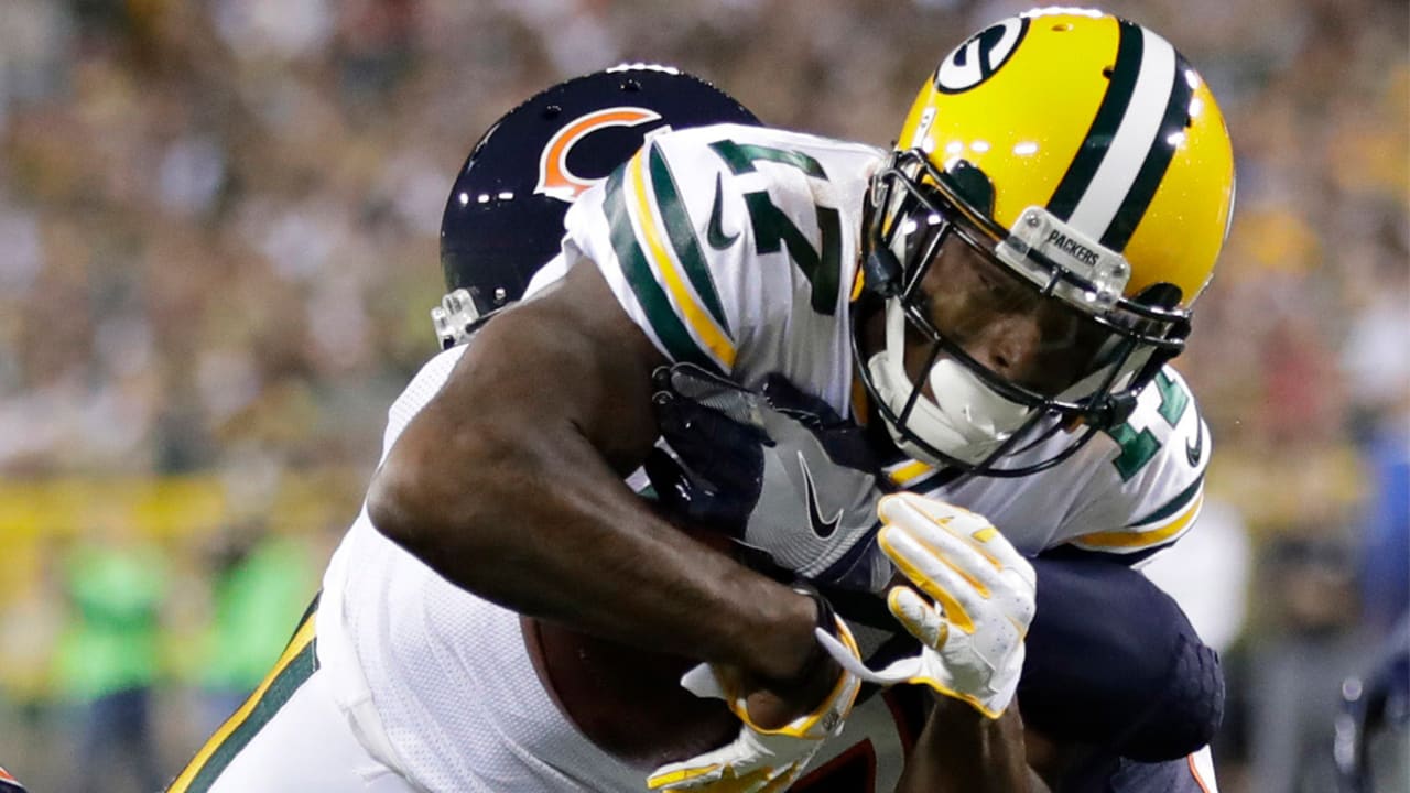 Danny Trevathan's Hit Sends Packers' Davante Adams to Hospital