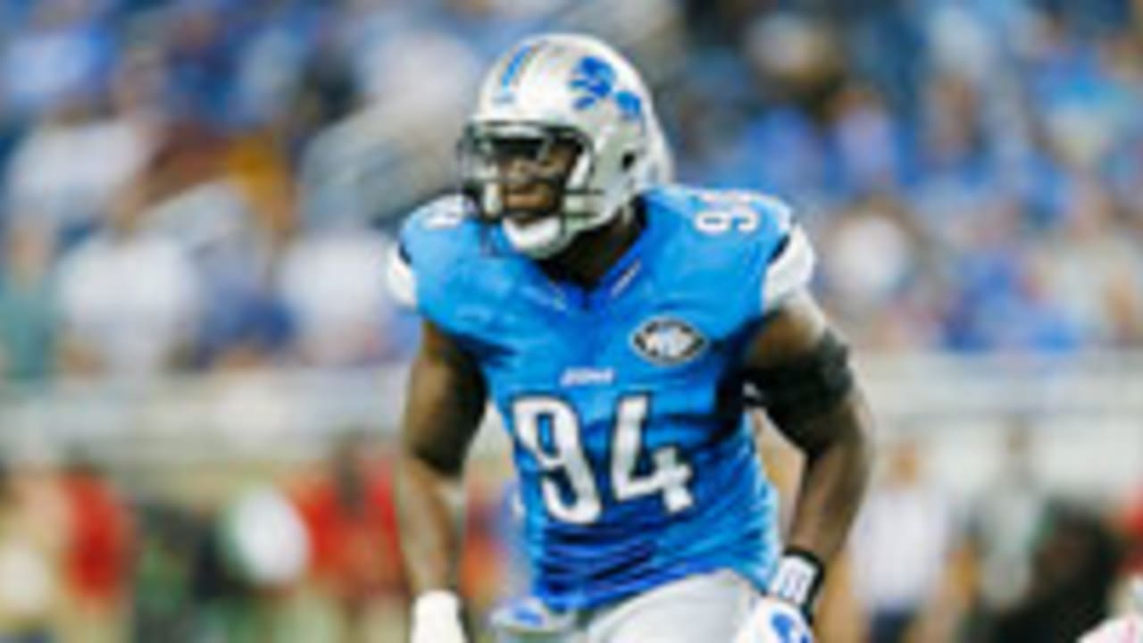 Ezekiel-Ansah-sl-102714.jpg