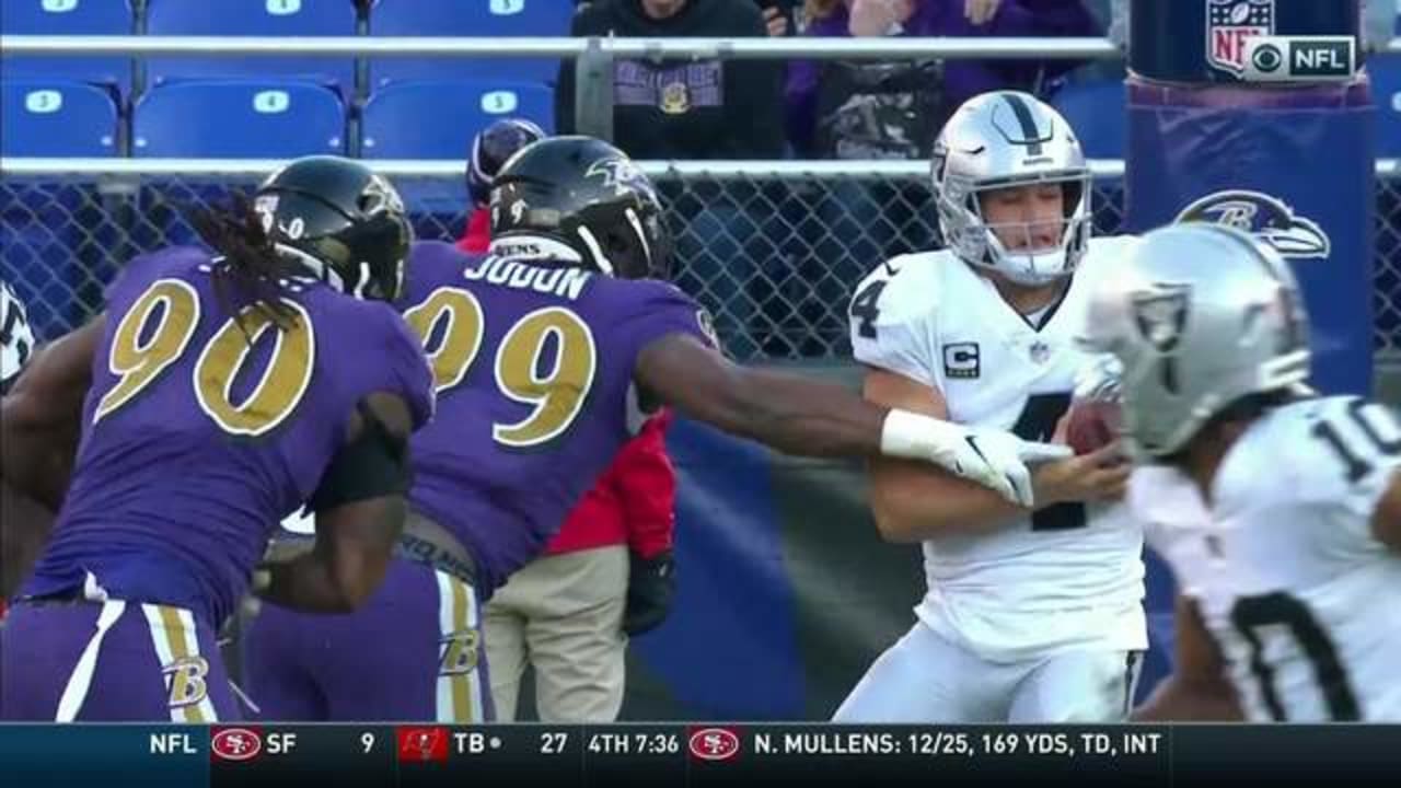 Matt Judon sacks Carr