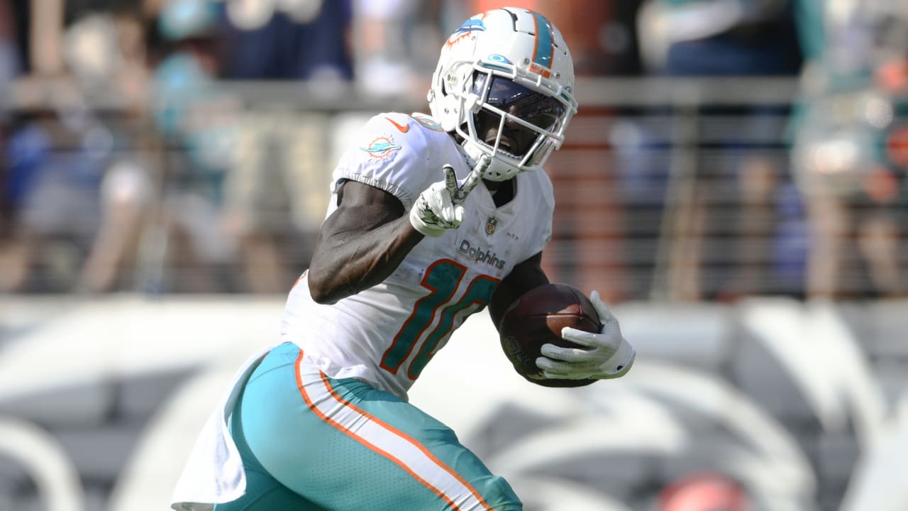 Every Miami Dolphins wide receiver Tyreek Hill catch from his 190-yard game vs. the Baltimore