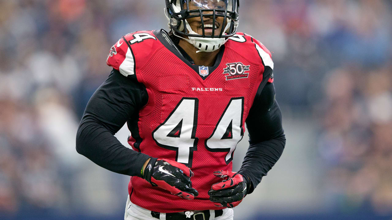 Rookie of the Year watch: Beasley an impact rusher