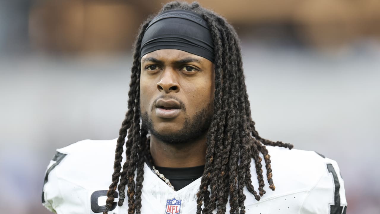 Raiders WR Davante Adams (shoulder) questionable for Monday's game vs