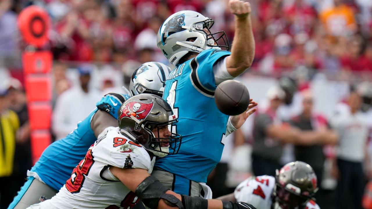 Tampa Bay holds off Carolina; Panthers finish 6-10