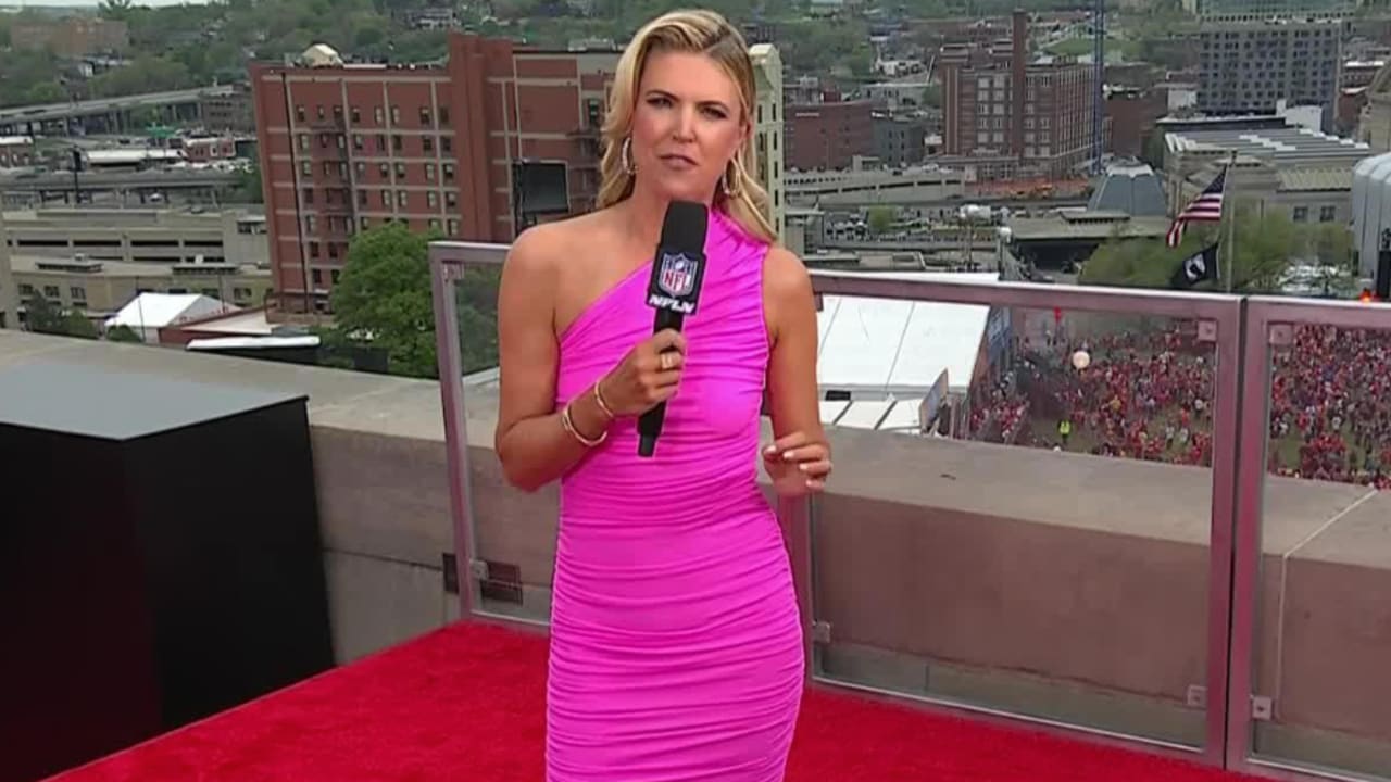 melissa stark on X: Ready for the #nfldraft #redcarpet @nflnetwork 6pm ET  