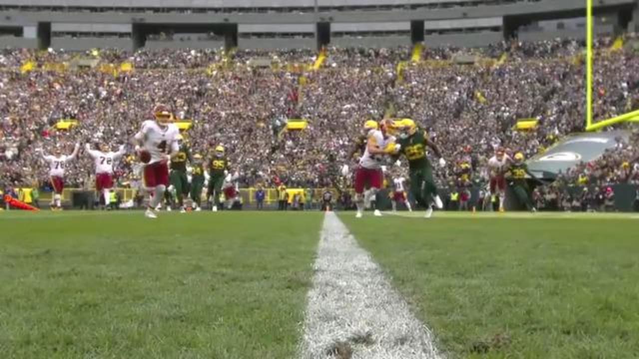 Lambeau Leap goes spectacularly wrong for Taylor Heinicke after