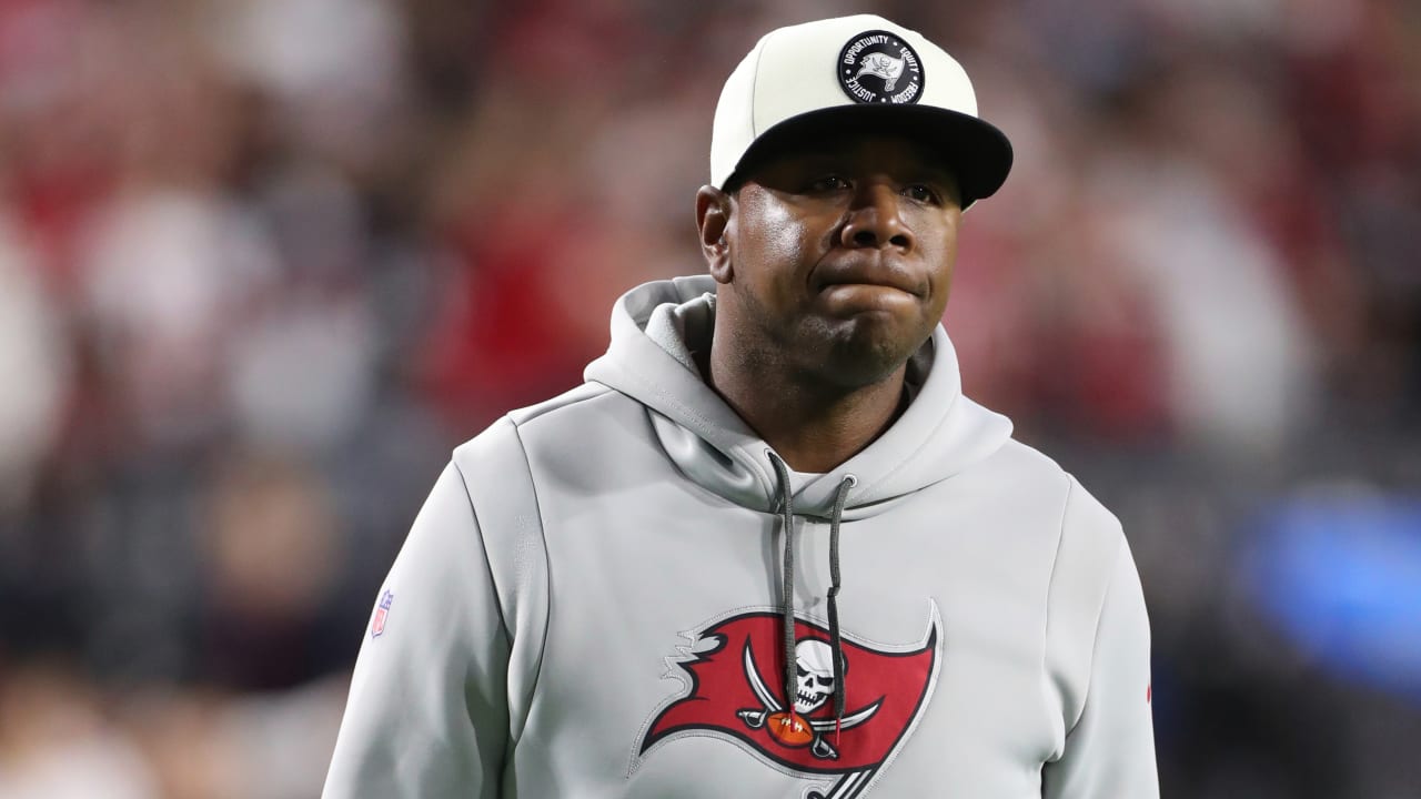 Buccaneers fire offensive coordinator Byron Leftwich after four seasons