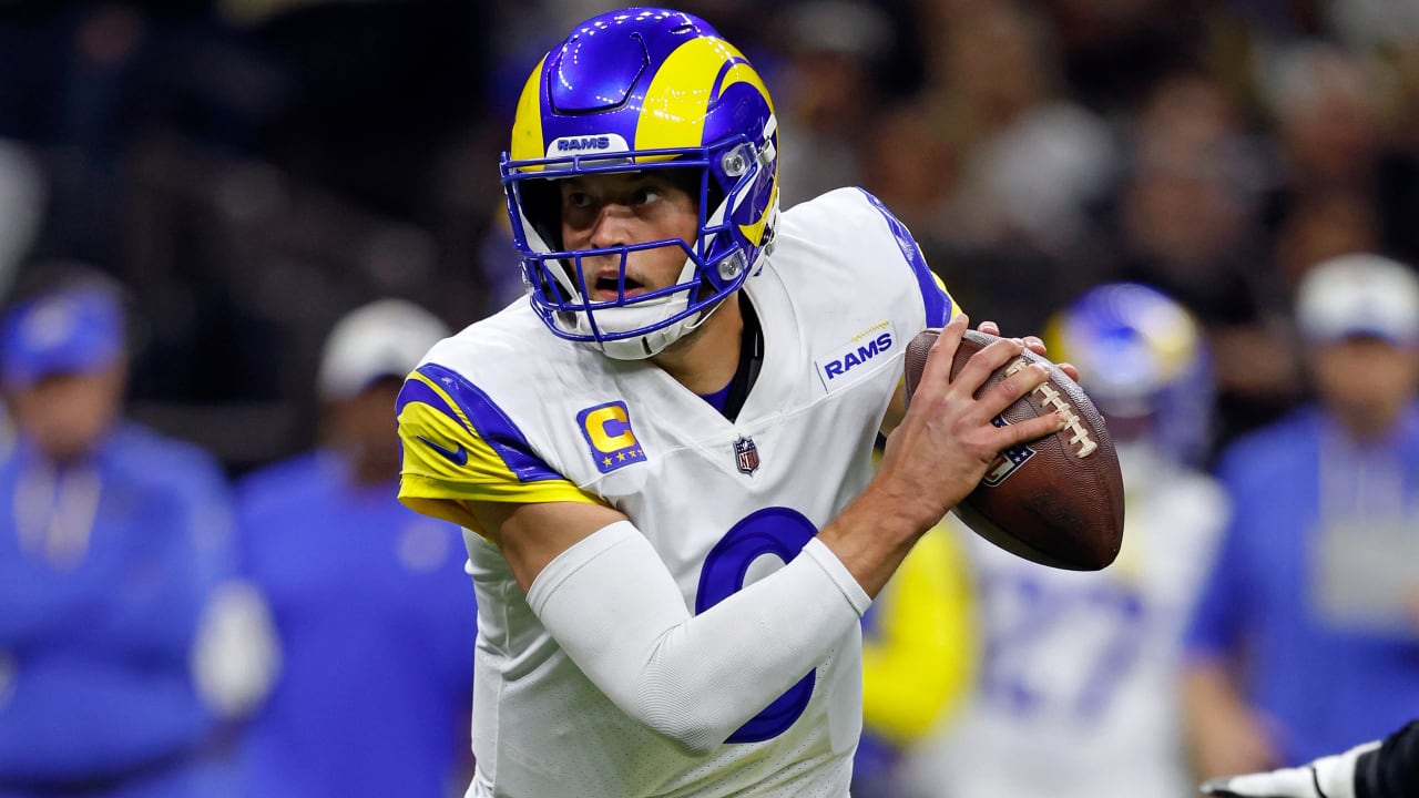 Rams QB Matthew Stafford evaluated for concussion in loss to