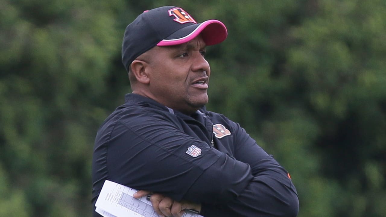 hue-jackson-spot_150729.jpg