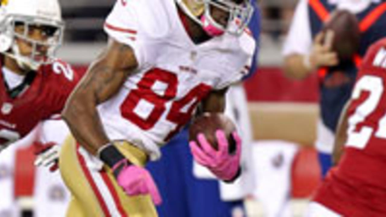 randy-moss-121030-spot.jpg