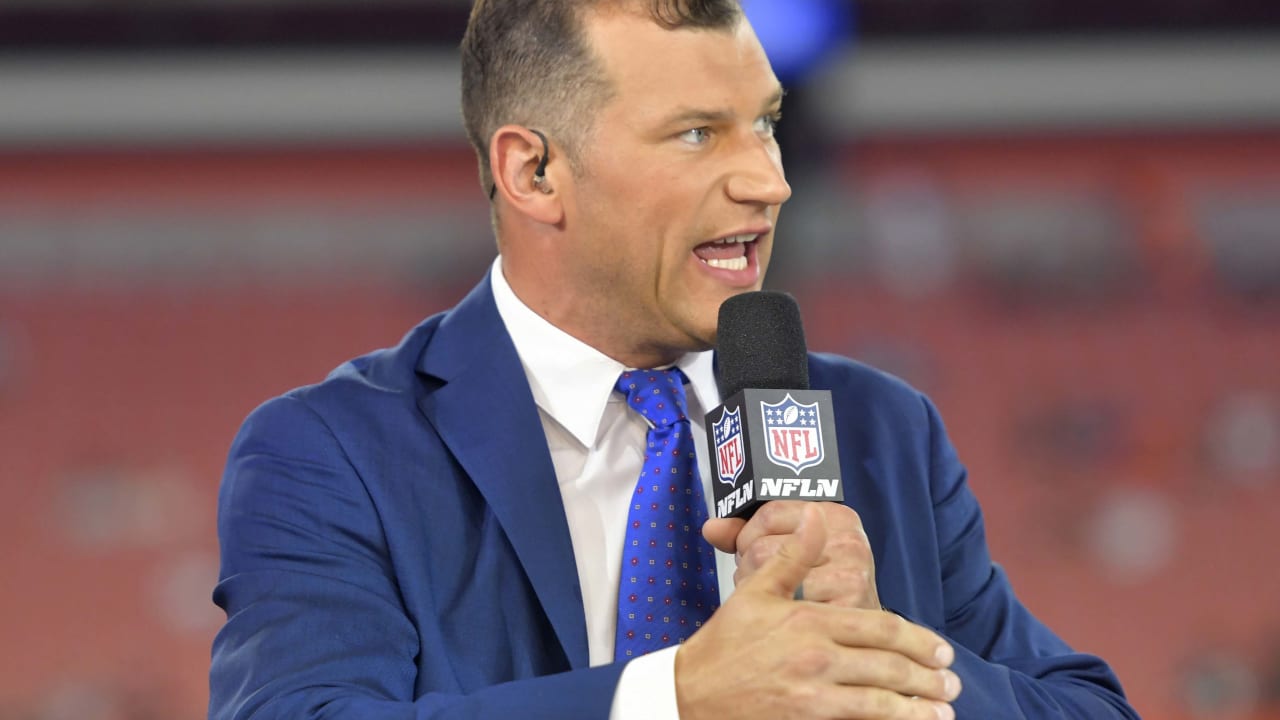 Joe Thomas lands at NFL Network, joining a small group of linemen turned  national analysts