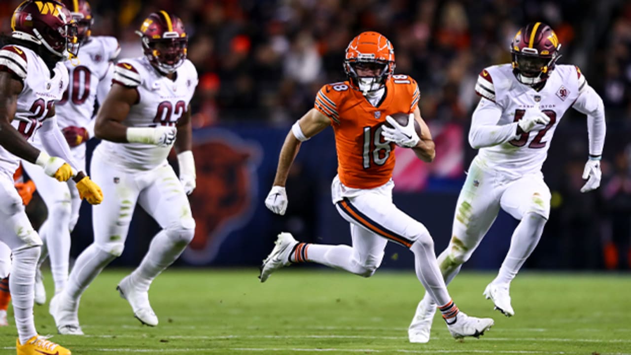 Can't-Miss Play: Chicago Bears quarterback Justin Fields Fields makes magic  happen on 51-yard TD to wide receiver Dante Pettis