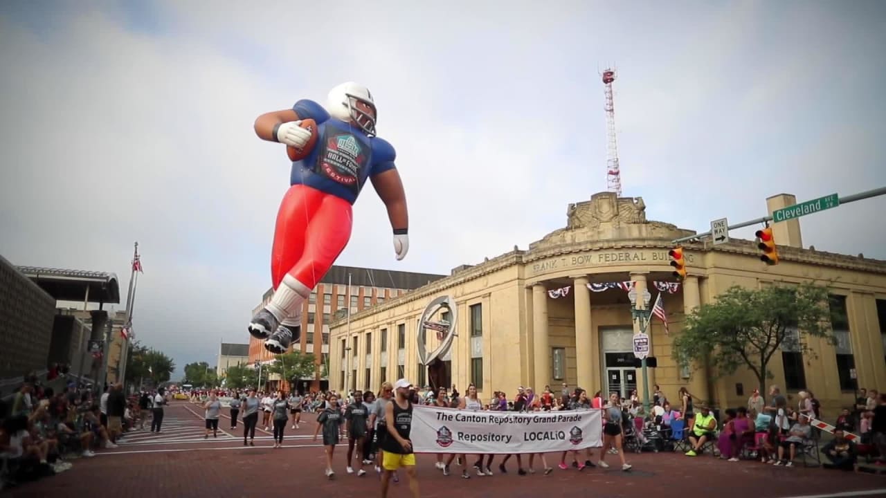 Football Hall of Fame parade and ensrhinement