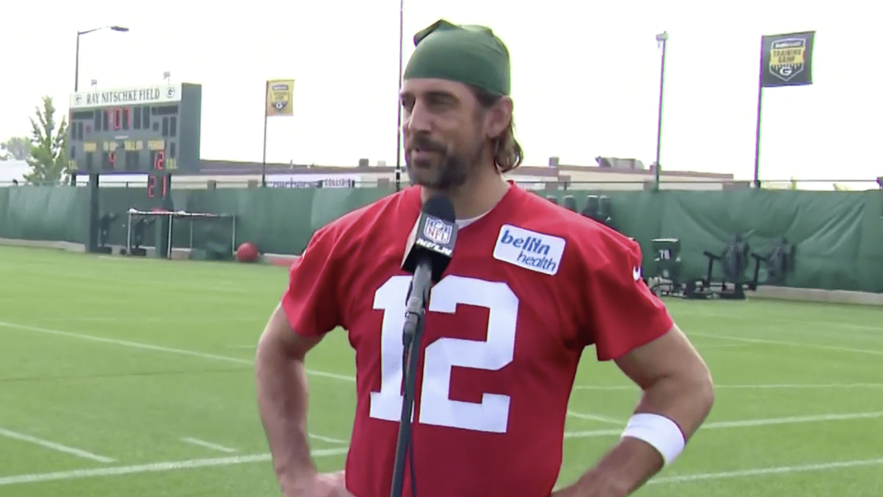 Aaron Rodgers '100 percent all in' following revised deal with Packers