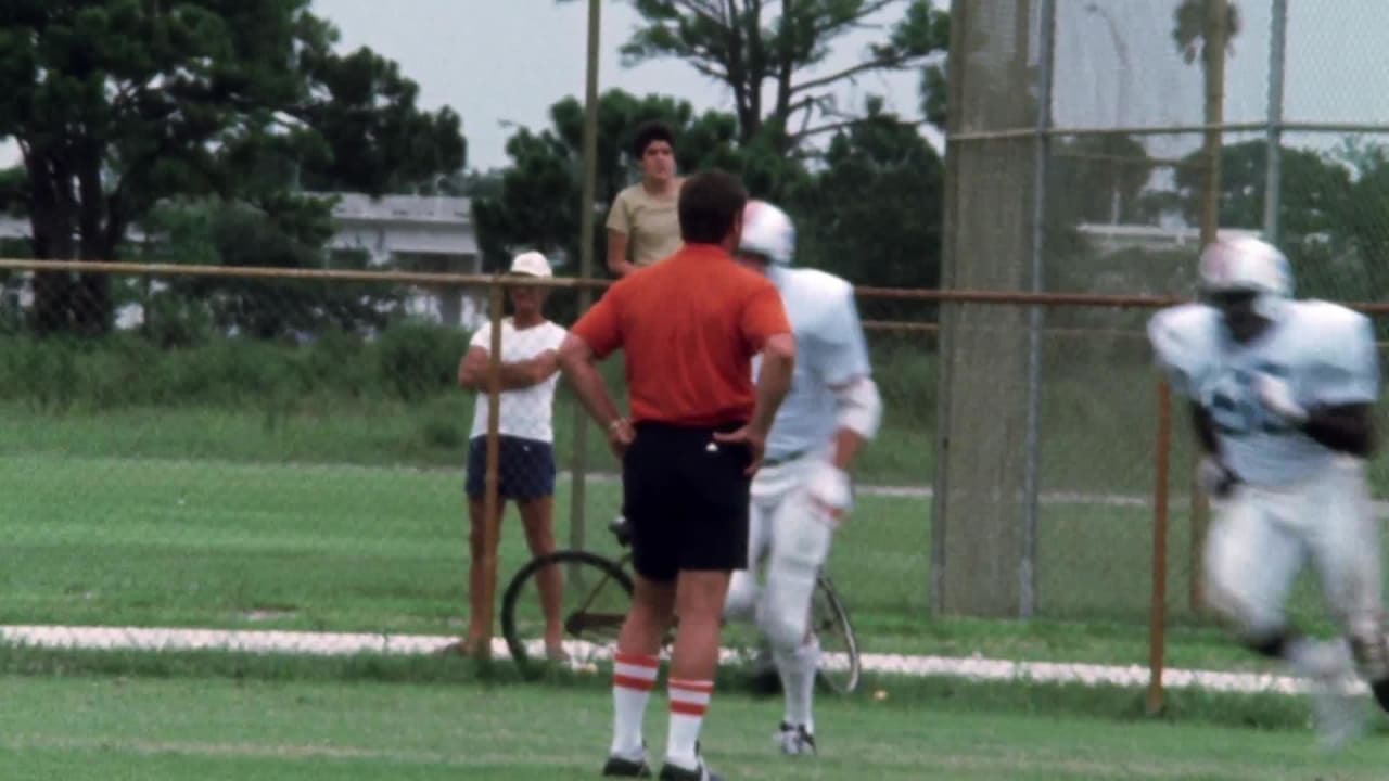 A Football Life': Miami Dolphins legends recount Pro Football Hall of Fame  Don Shula's unrivaled work ethic as head coach