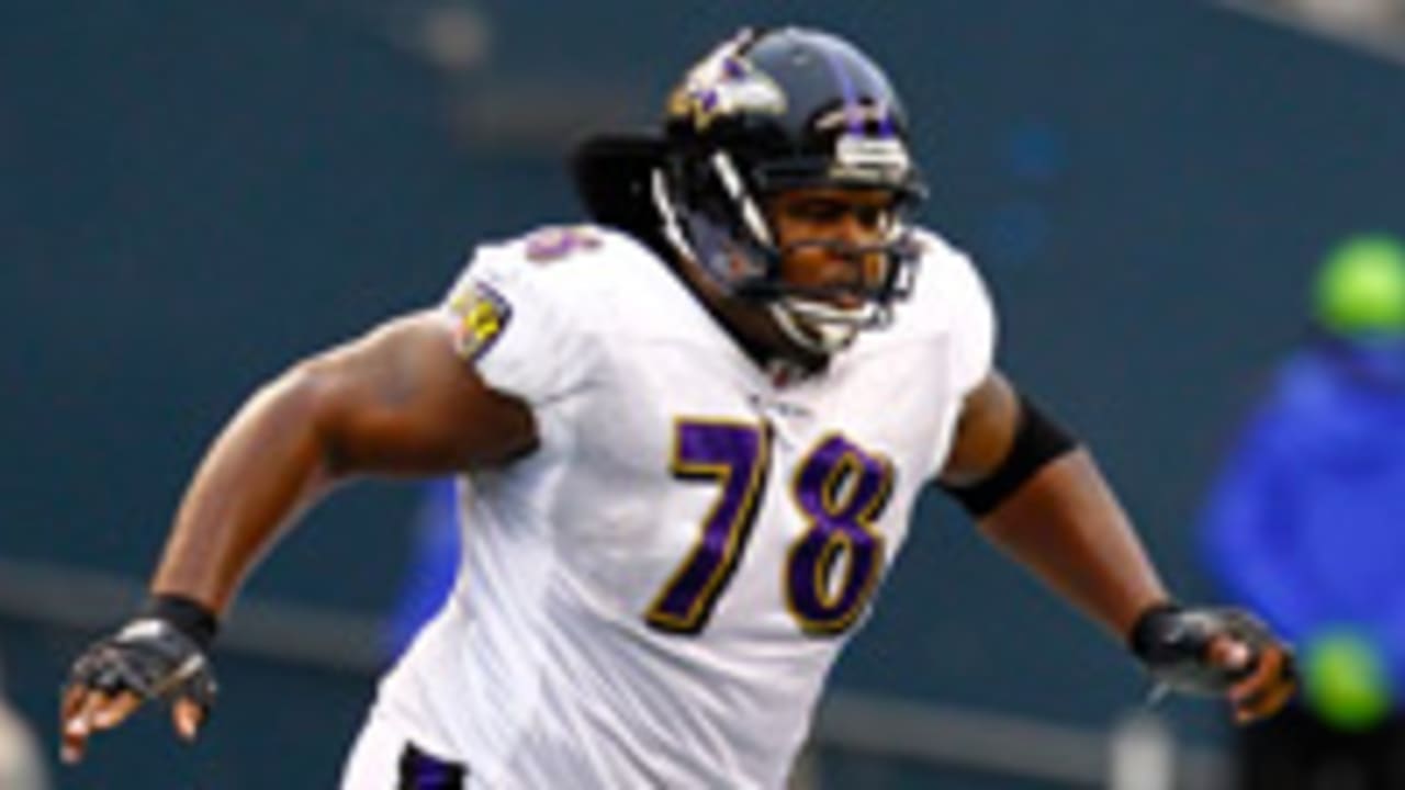bryant-mckinnie-121030-spot.jpg