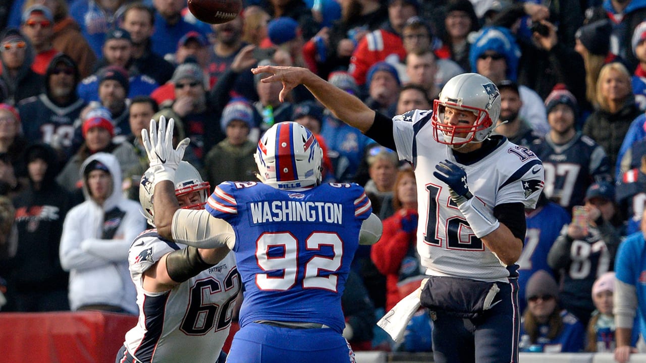 Tom Brady leads tight MVP race heading into final stretch of 2017