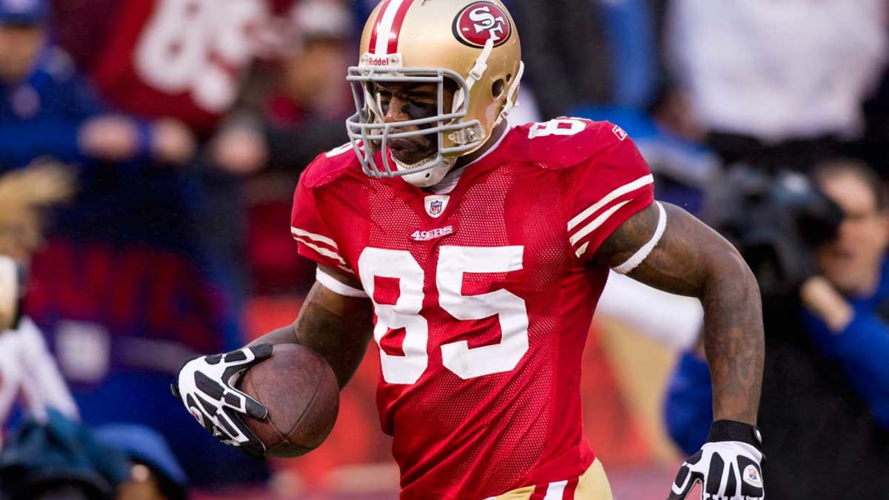 vernon-davis-061215-spot.jpg