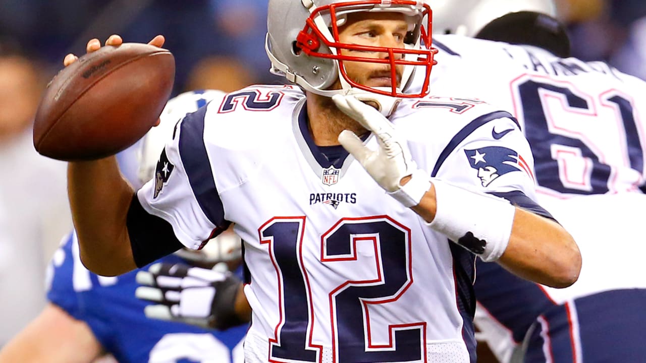 Tom-Brady-151021-SL.jpg