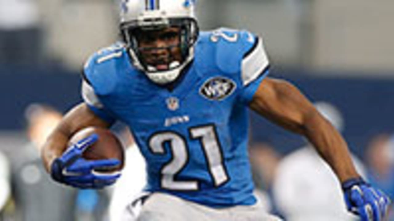 Reggie-Bush-150313-SL.jpg