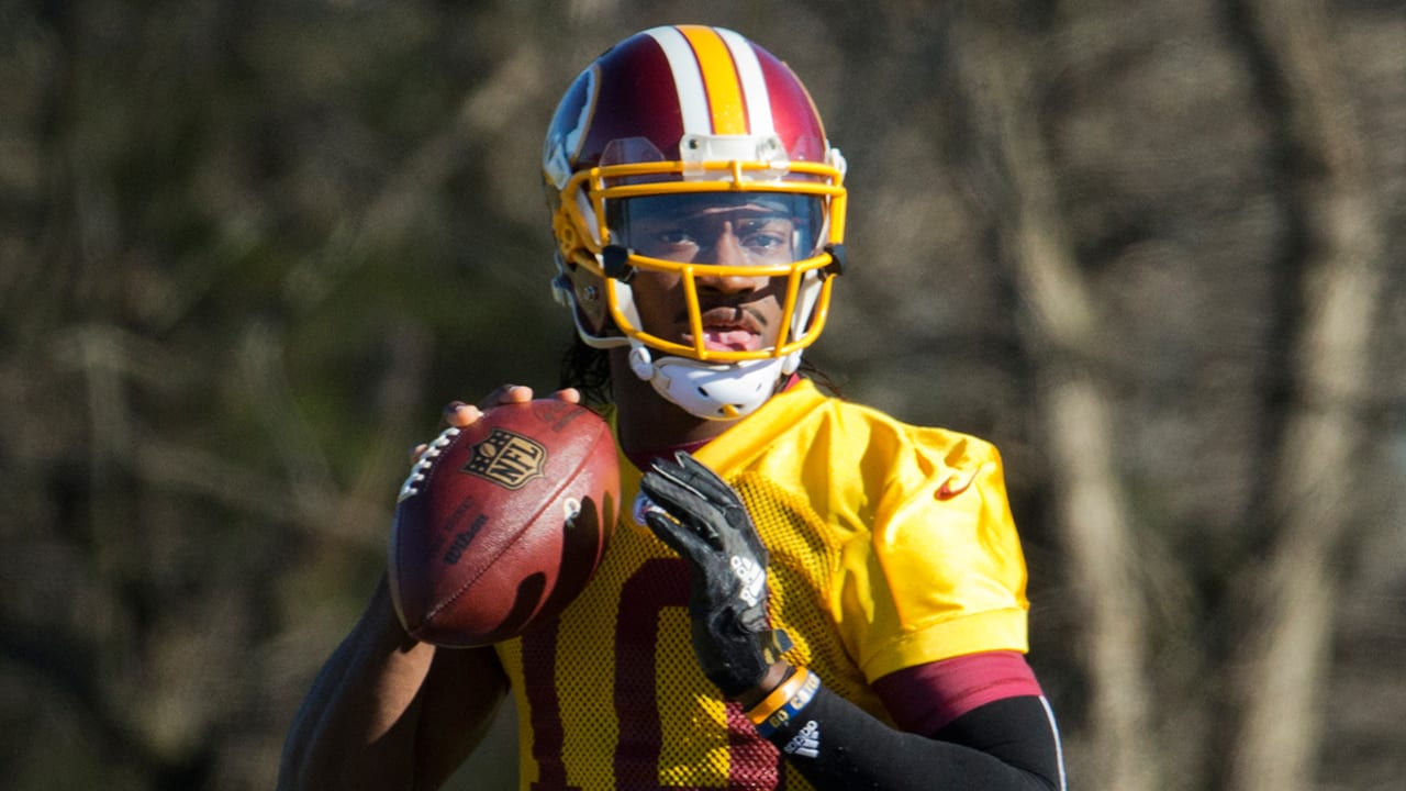 Robert Griffin III Excels for the Redskins - The New York Times