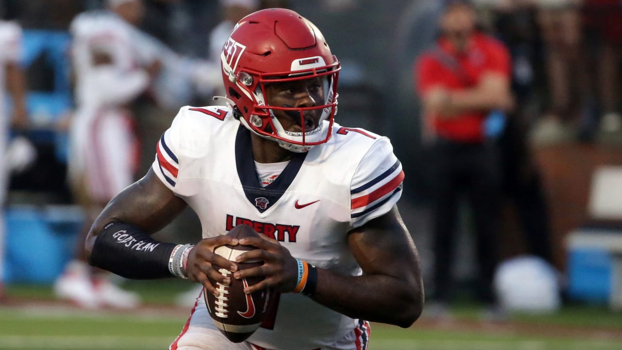 2022 NFL Three-Round Mock Draft: Carolina Panthers select QB Malik