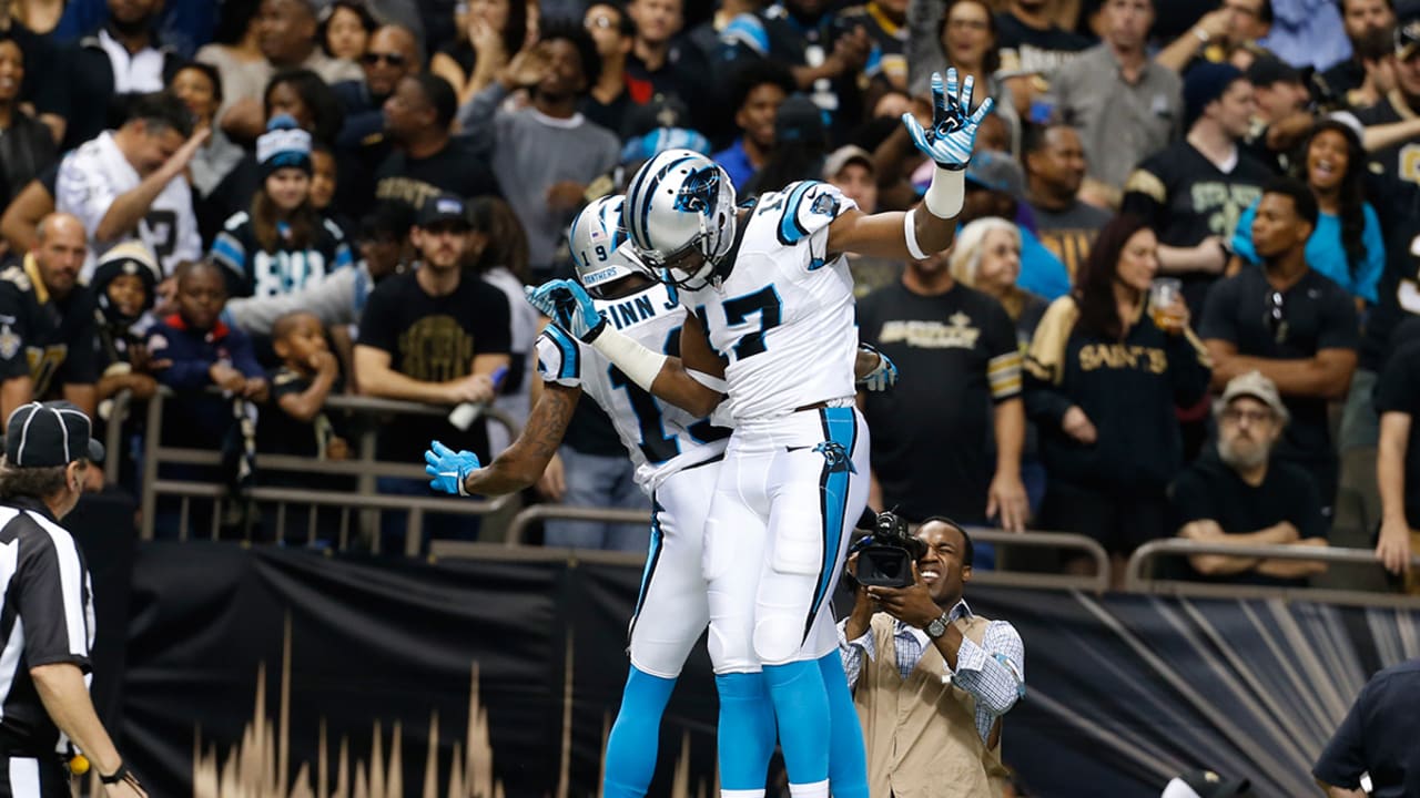 Panthers-Celebrate-151210-SL.jpg