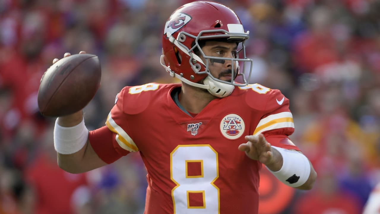 Chiefs game report: Backup QB battle may have settled itself in