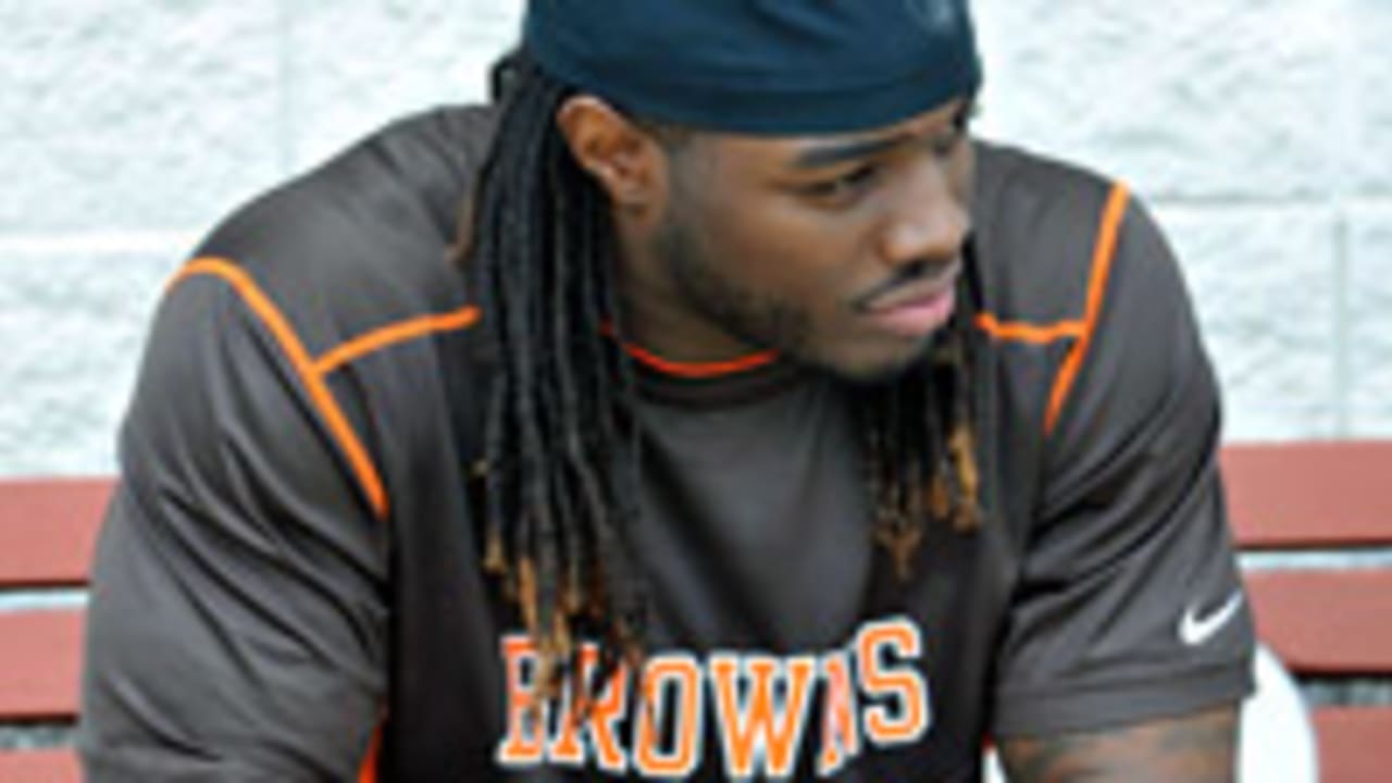 Trent Richardson of Browns undergoes knee surgery